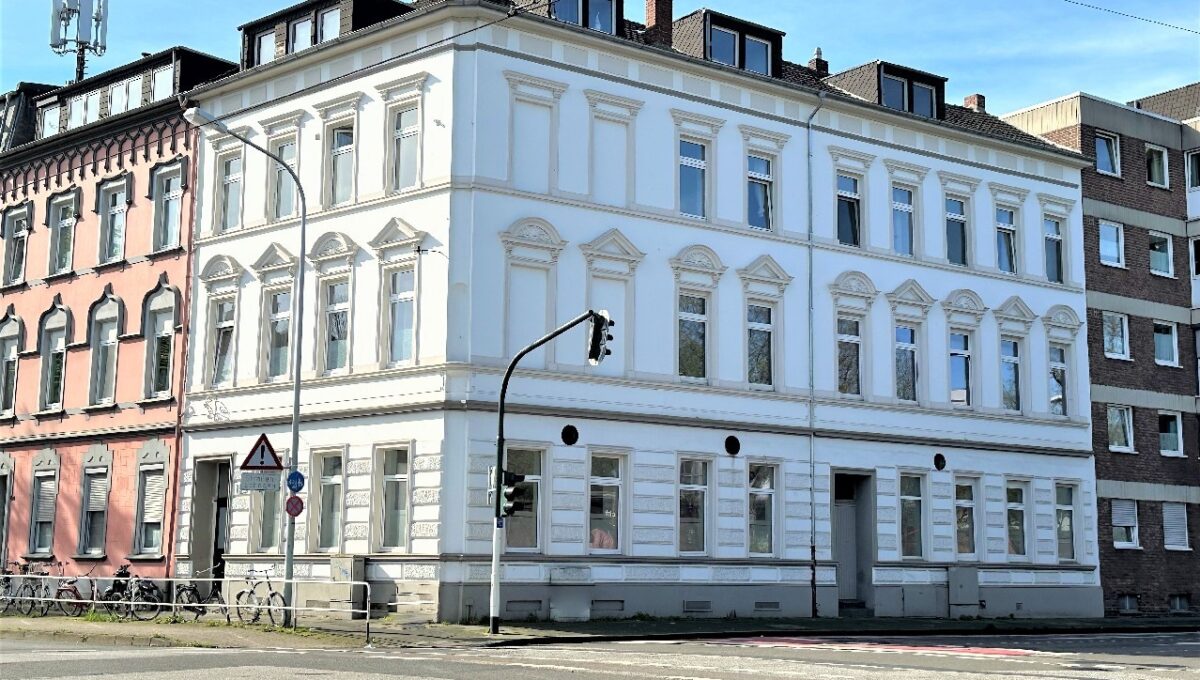 Straßenansicht