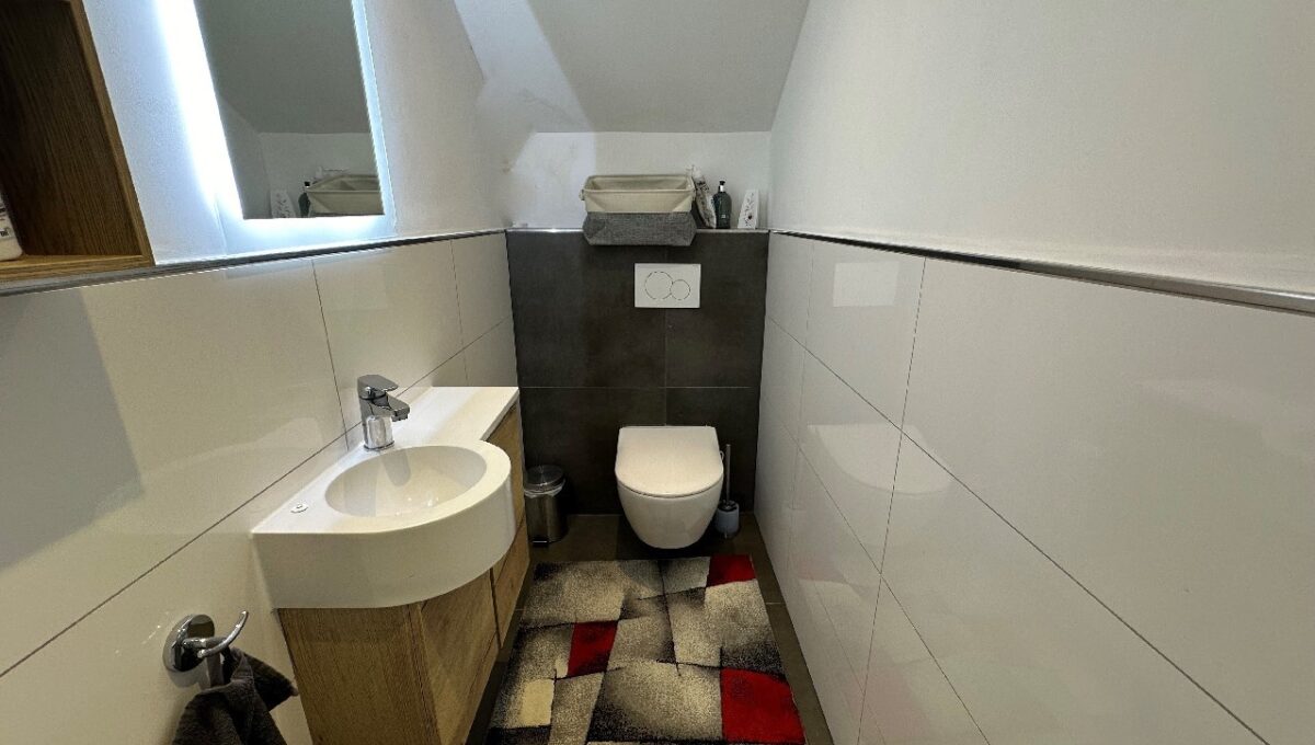 WC Dachgeschoss