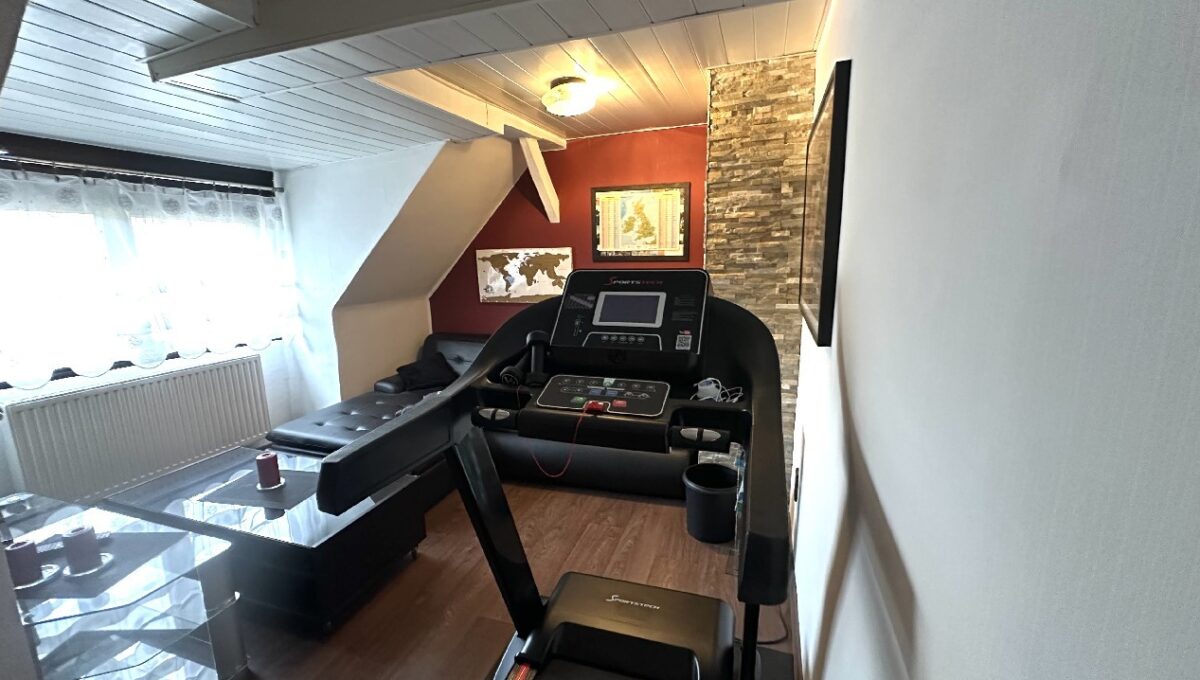 Dachgeschoss Zimmer 1